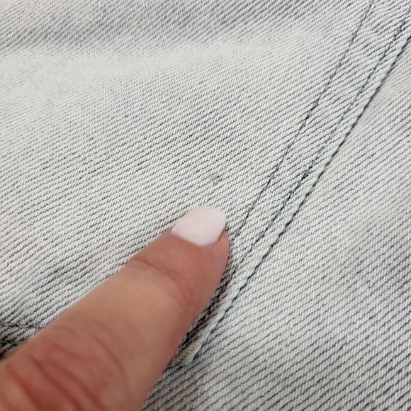 Blank NYC The Fulton Roll Up Short Light Wash Raw Hem Shorts Sz 29 - Picture 4 of 14